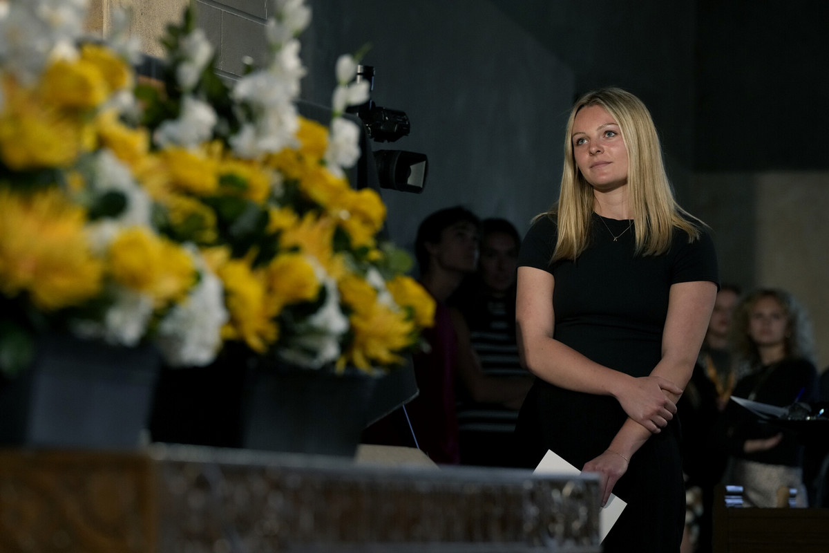 Students, staff, and faculty received awards on May 7 during Honors Convocation at Shove Memorial Chapel. Photo by Jamie Cotten / Colorado College